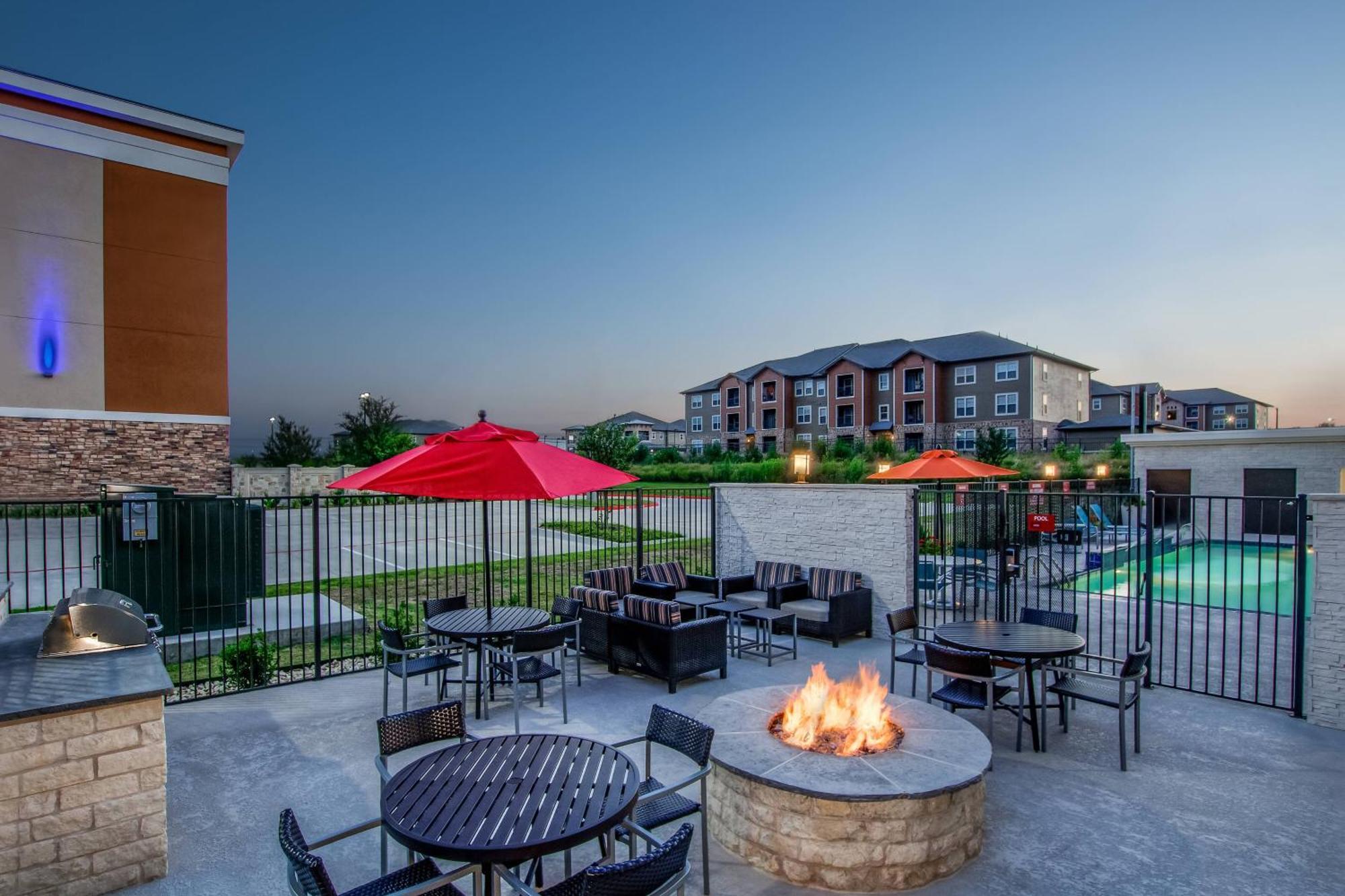 Towneplace Suites By Marriott Waco South Eksteriør billede